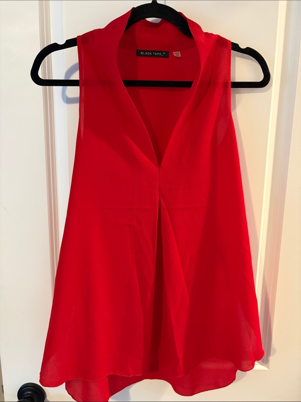 Black Tape_ Bright Red Sleeveless V-Neck Swing Camisole